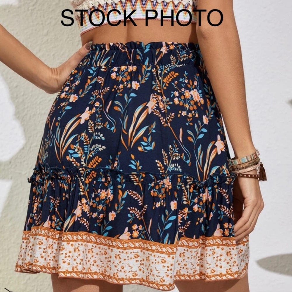 NWT SHEIN Skirt Women’s VCAY Boho Flowy Floral Ruffle Hem Size M (US 6) - Picture 3 of 12